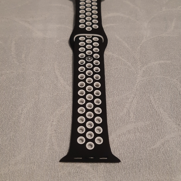 Black And White, Silicone, Apple Watch Band, - Picture 4 of 9